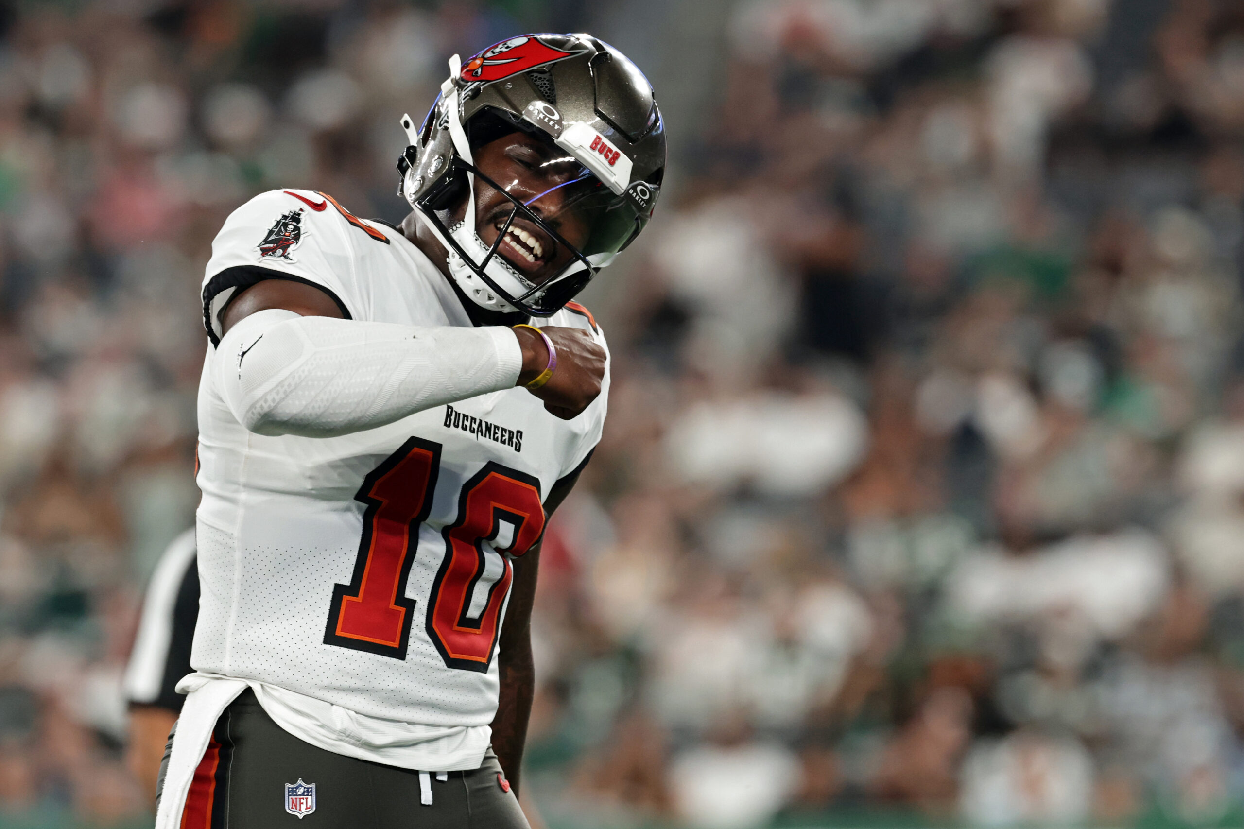 Baker Mayfield Sidelined 3 Weeks; Jalon Daniels to Start for Winless Bucs
